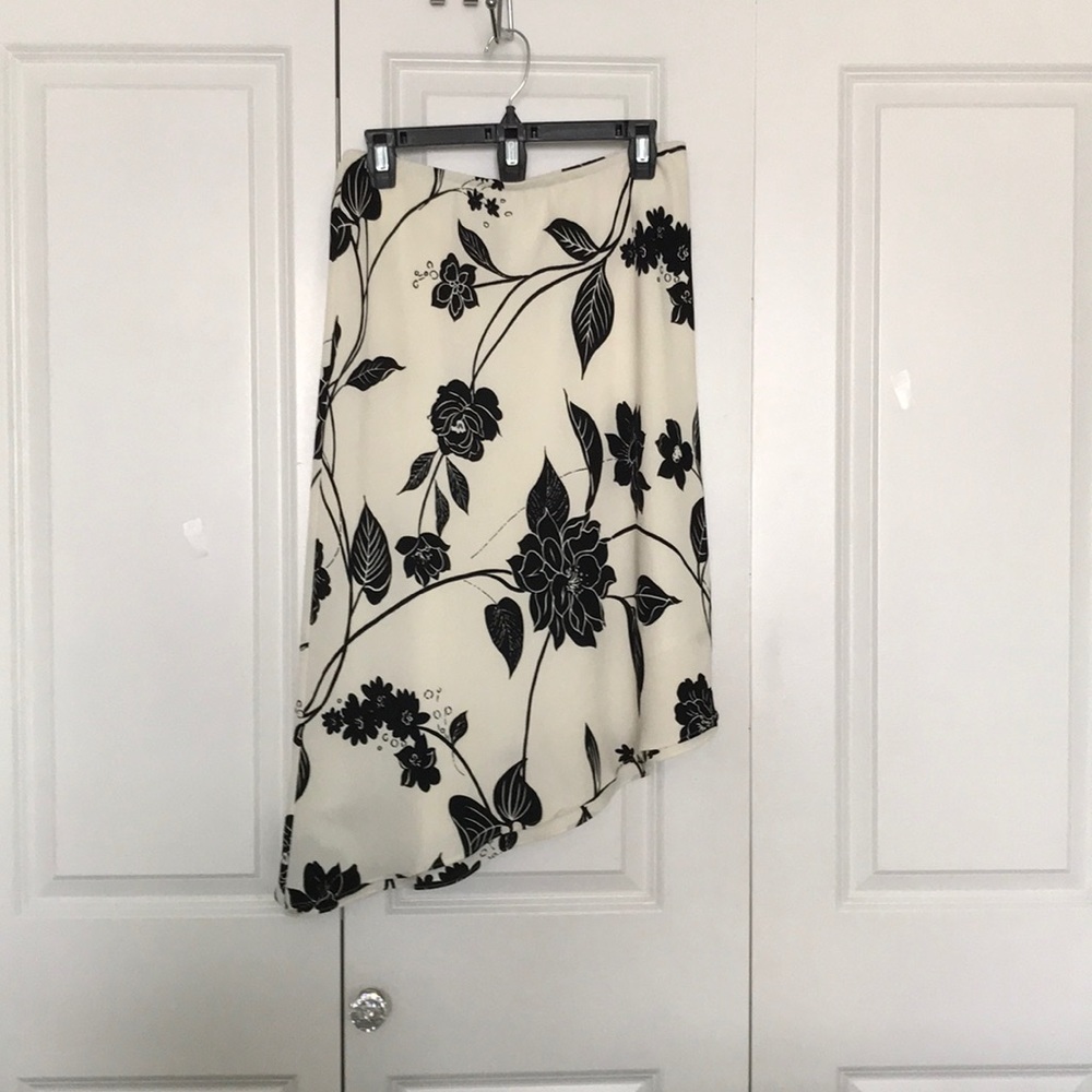 Asymmetrical dress skirt